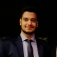 حسین حکمتی